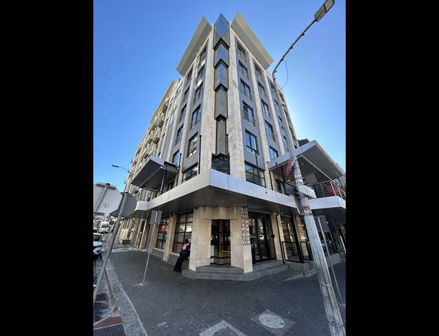 215M² BUILDING TO LET IN CAPE TOWN CITY CENTRE